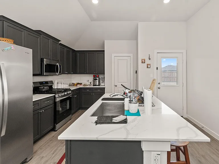 76 Road 51030 — Photo 10