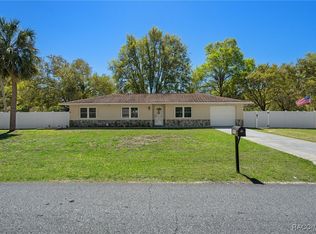 8098 W Longfellow St, Homosassa, FL 34448