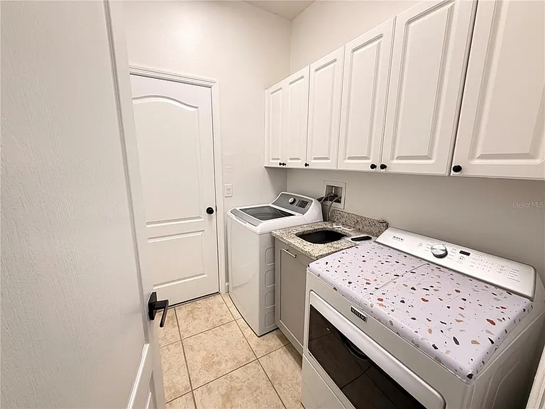 2347 Crosston Cir — Photo 15