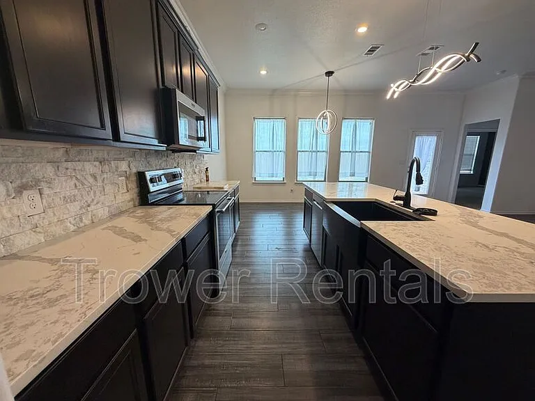 9804 Sagebrush Ave — Photo 17