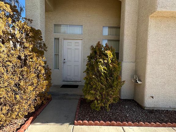 3rd image of 1700 Pacific Terrace Dr