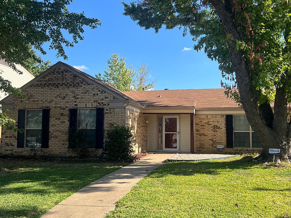 1st image of 2422 Saharah Dr