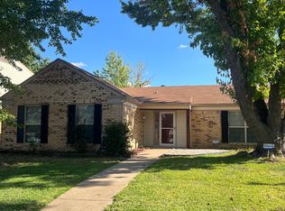 2422 Saharah Dr, Garland, TX 75044