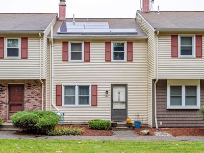 16 Stonegate Lane, Derry, NH, 03038
