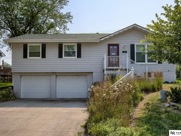 11431 Frederick St, Omaha, NE 68144