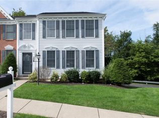308 Trotwood Dr, Coraopolis, PA 15108