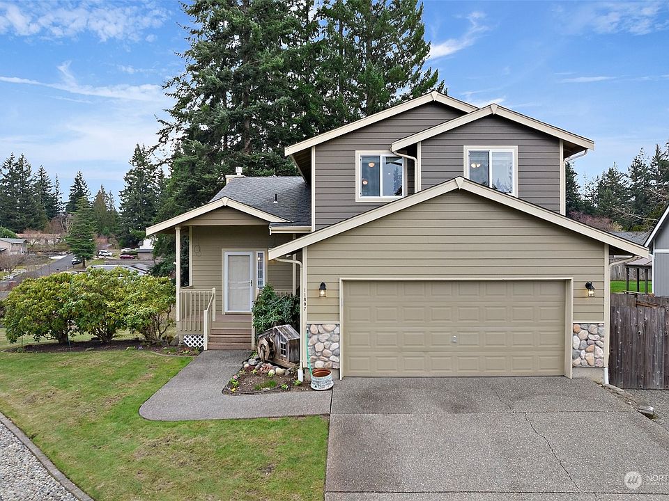 1st image of 11807 209th Avenue Ct E
