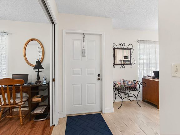 4th image of 5452 Poppy Place #D