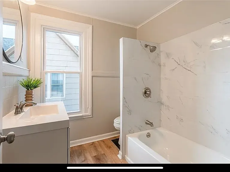 31 Woodlawn St — Photo 7
