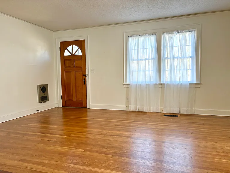 20 E Daytona Dr — Photo 10