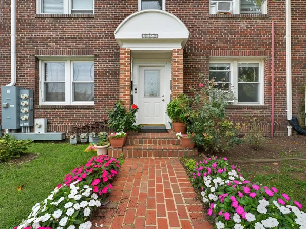 117 19th St NE, Washington, DC 20002