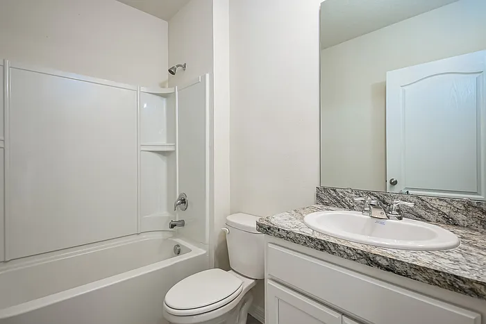 668 Squires Grove Dr — Photo 17
