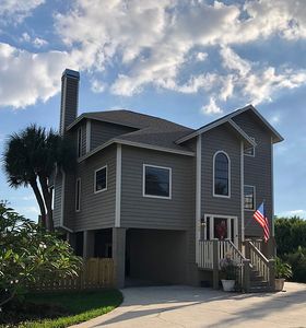 14008 Harbor View Dr, Seminole, FL, 33776