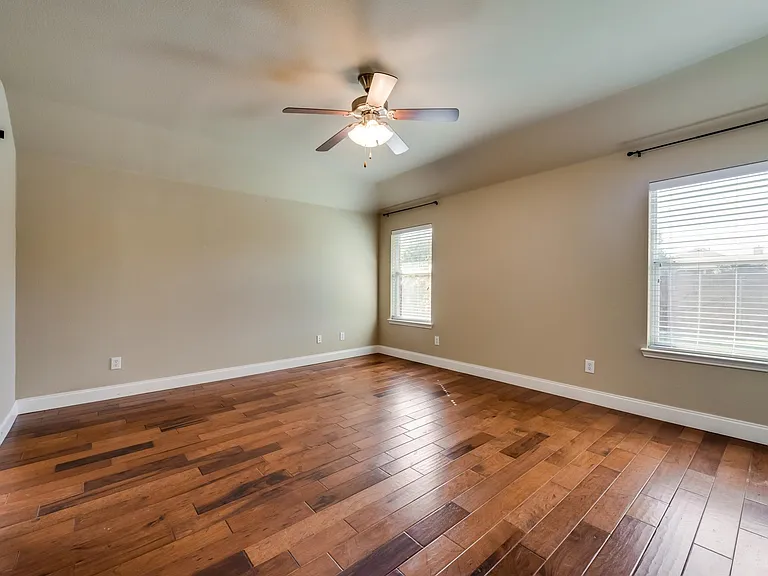 15417 Landing Creek Ln — Photo 13
