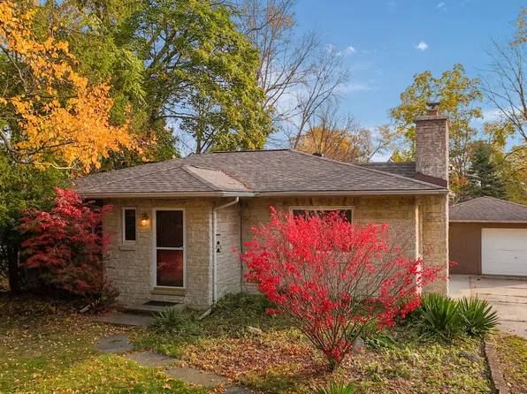 1882 Kinney Ave NW, Grand Rapids, MI 49534