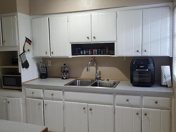 3rd image of 3240 Citrus Ct
