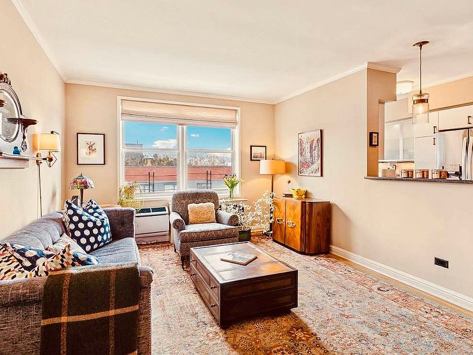 1st image of 616 E 18th St APT 6G