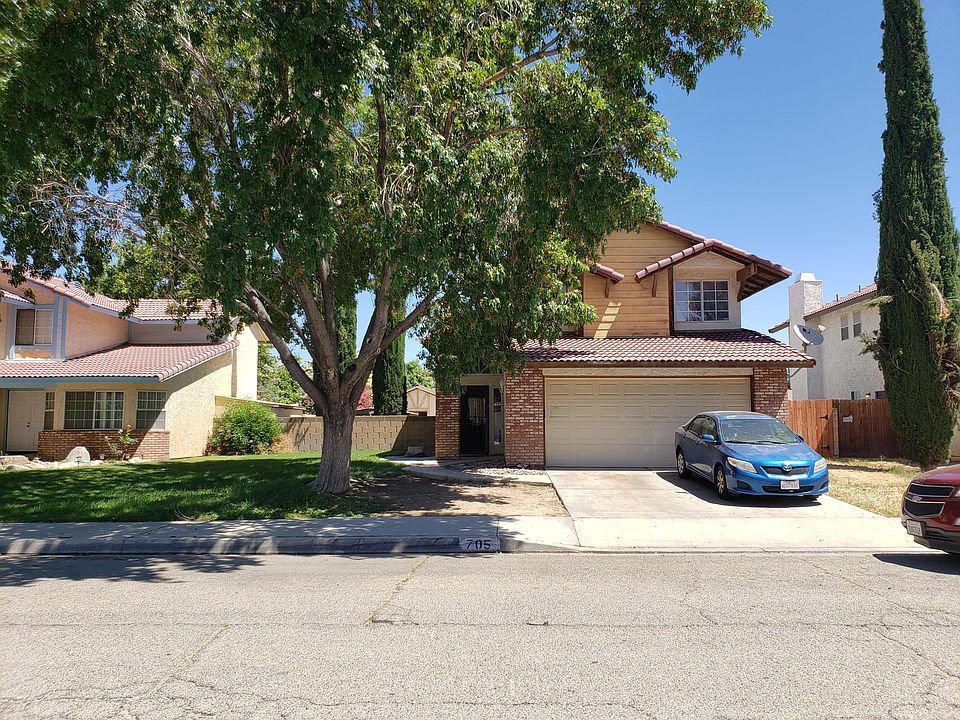 1st image of 705 E Avenue J10