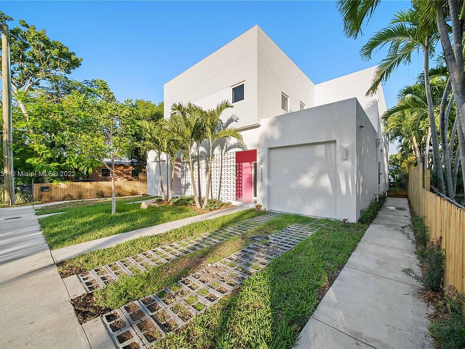 1st image of 3435 NW 9th Ct #3435