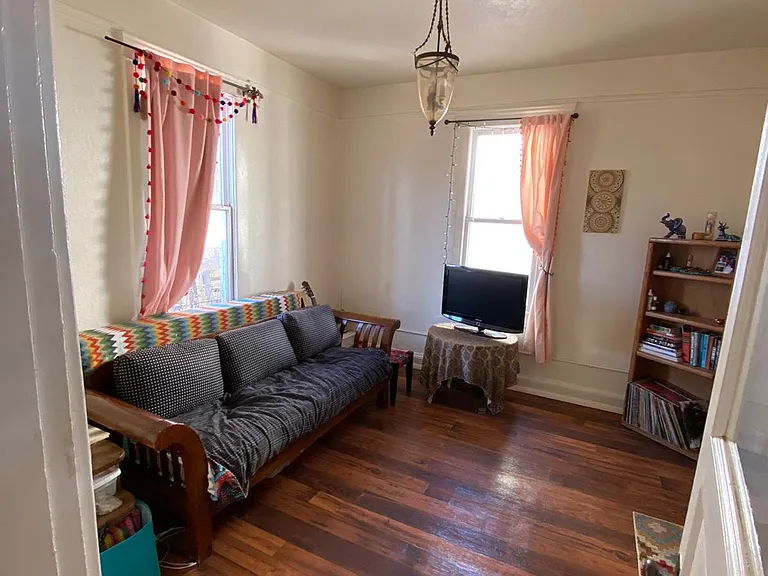 1315 N Florence St — Photo 6