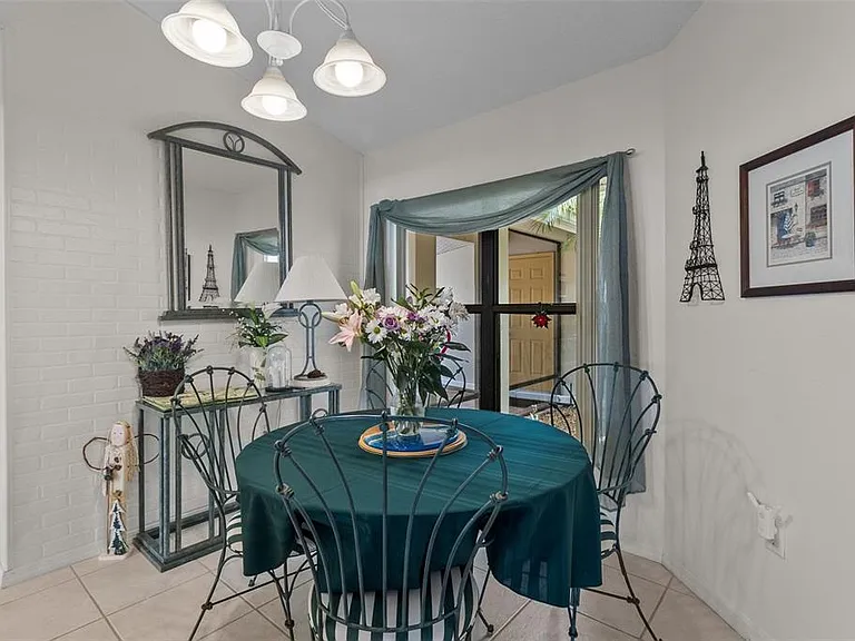 235 Southampton Ln #276 — Photo 9