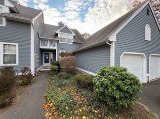 1 Green Meadow Dr #1, Granby, CT 06035