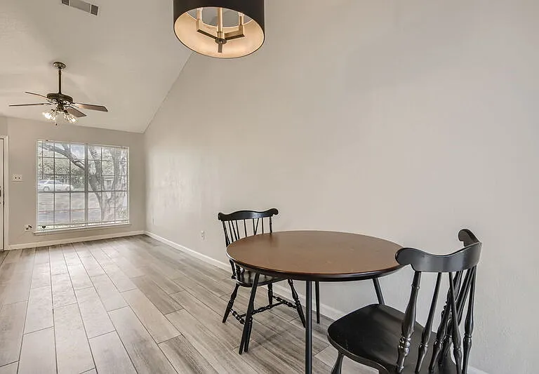 1015 E Yager Ln #141 — Photo 15