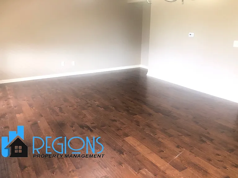 3613 Silverado Trl — Photo 15