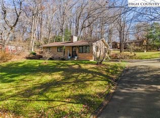 160 W Grandview Heights, Boone, NC 28607