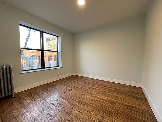 4th image of 3019 Newkirk Ave APT 6