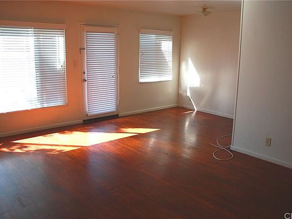 4th image of 1326 E Mardina St
