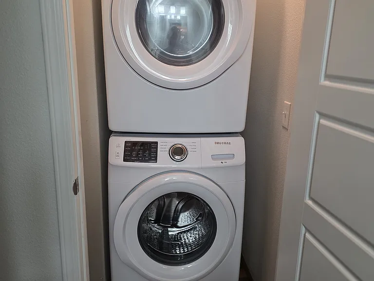 272 S Rolling Woods Way — Photo 12