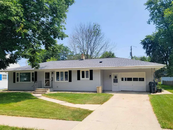 283 Woodward St, Fond Du Lac, WI 54935