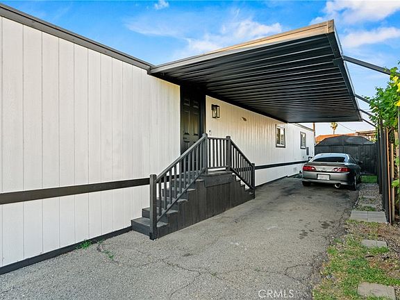 2nd image of 3825 Crestmore Rd #3825