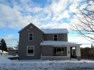 117 W Brown St, Iron Mountain, MI 49801