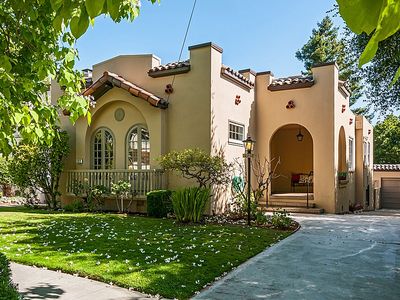 1212 Vancouver Ave, Burlingame, CA, 94010