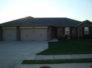 617 S Ashton Ave, Republic, MO 65738