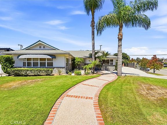 2nd image of 1919 Aspen Cir