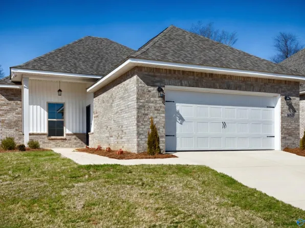 16541 Aspen Ln, Athens, AL 35611