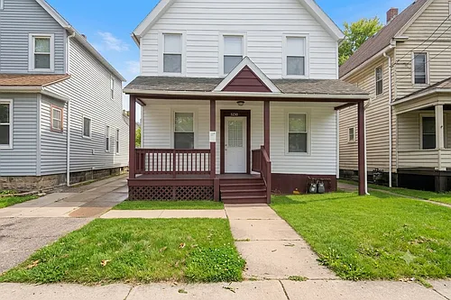 8700 Willard Ave #1 Photo 1