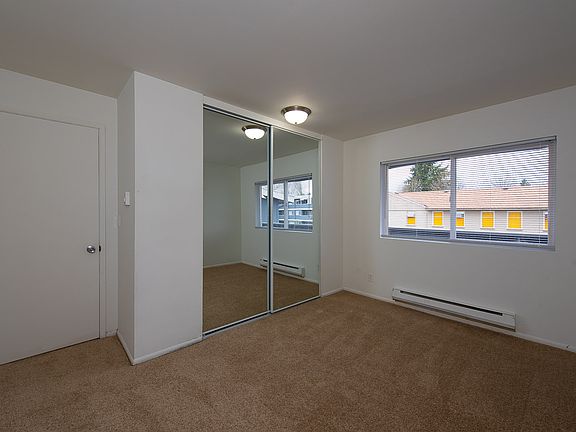 5th image of 1140 Edmonds Ave NE #323
