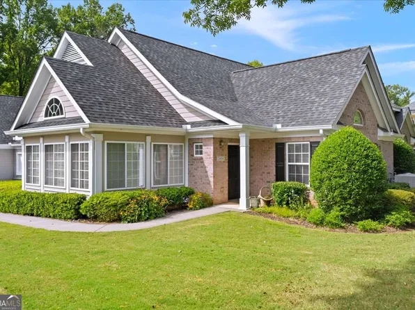 2404 Village Ln #2404, Roswell, GA 30075