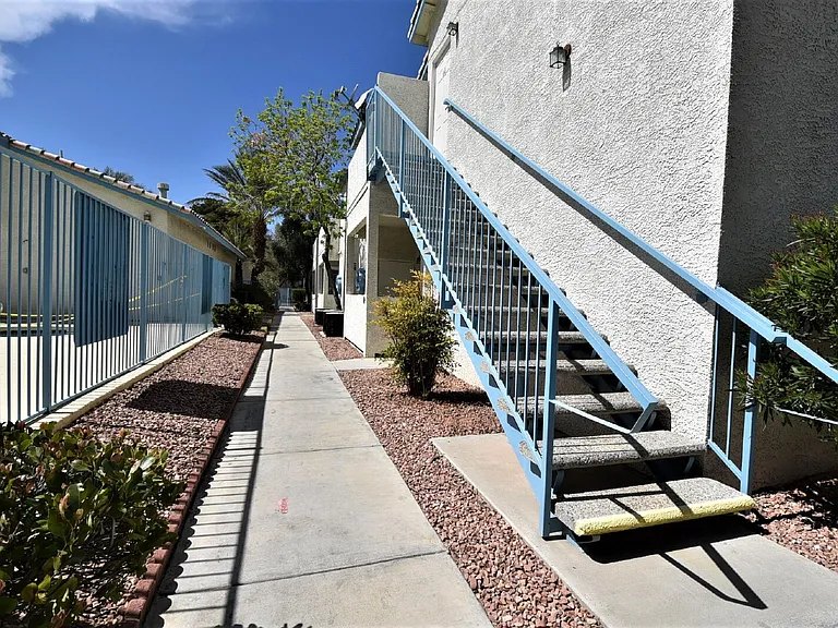 4960 Harrison Dr #233 — Photo 20