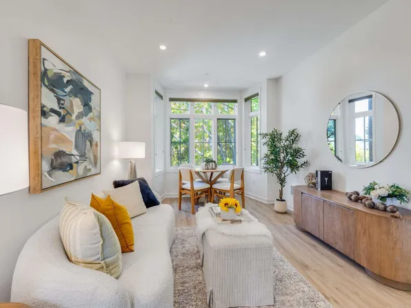 2628 Telegraph Ave #303, Berkeley, CA 94704