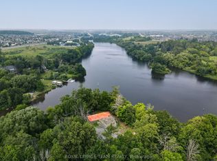 3651 Prince Of Wales Dr, Ottawa, ON K2C 3H2