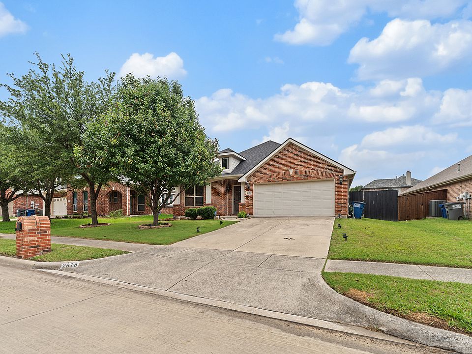 1st image of 2616 Pine Trail Dr