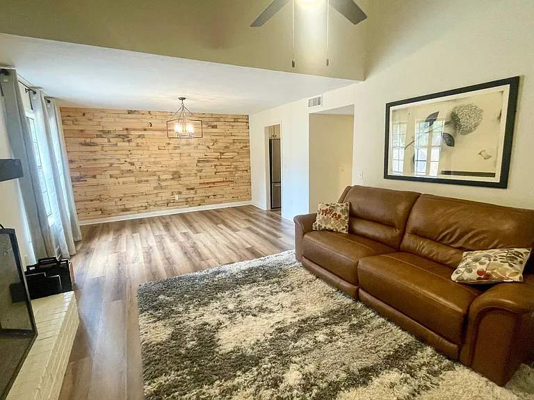 453 Pine Ridge Dr — Photo 6