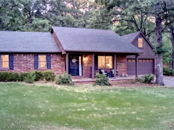 205 Pendergrass St, Muldrow, OK 74948