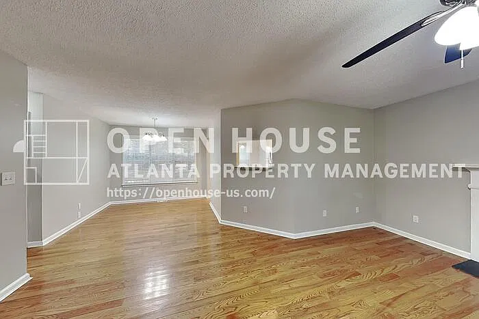 3 bed, 2.5 bath, 1612 sqft, $2,025 — Photo 4