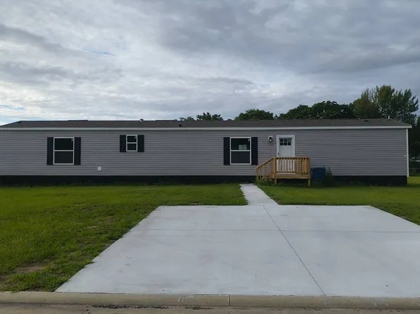 148 Merritt Cir, Brunswick, GA 31520